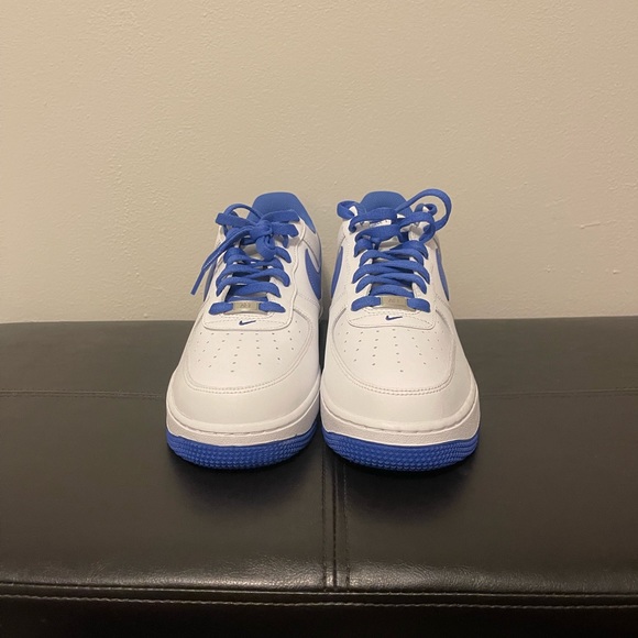 Men’s Nike Air Force Ones - Picture 3 of 4